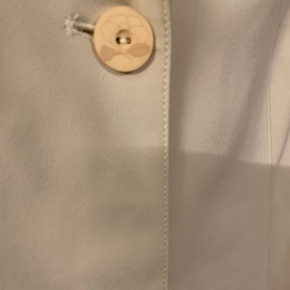 Cream colour mulberry blaser